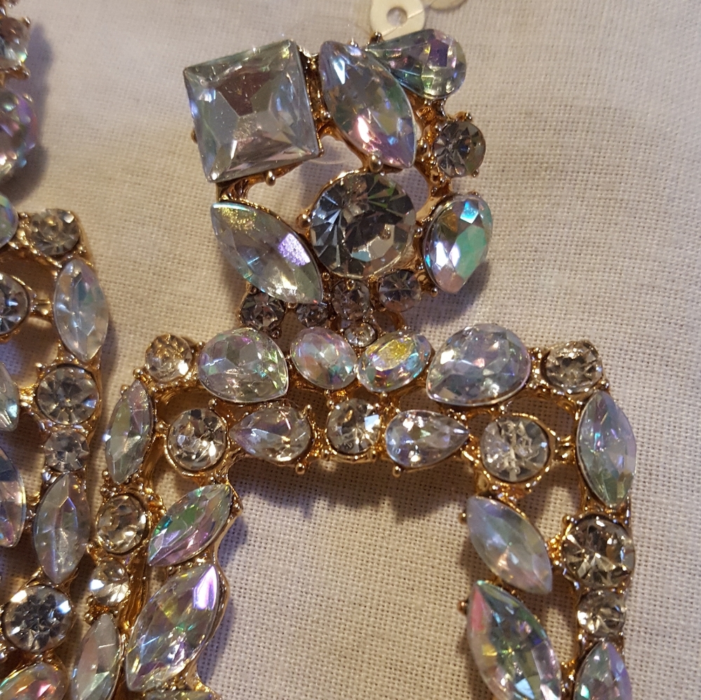 Crystal Square Earrings - Picture 3 of 4